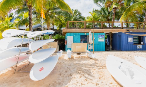 Victoria Beachcomber Resort & Spa